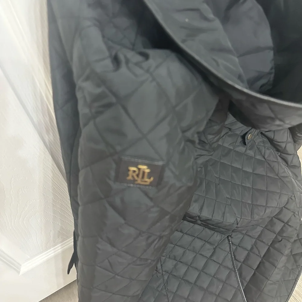 Winter coat - Picture 3 of 4
